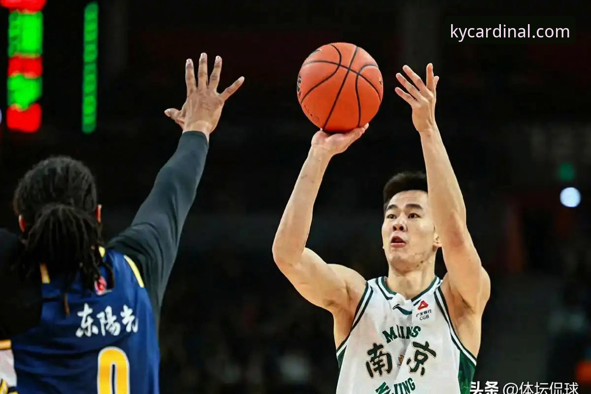 山西横扫青岛晋级八强：CBA季后赛的战术博弈与平台观赛体验深度分析